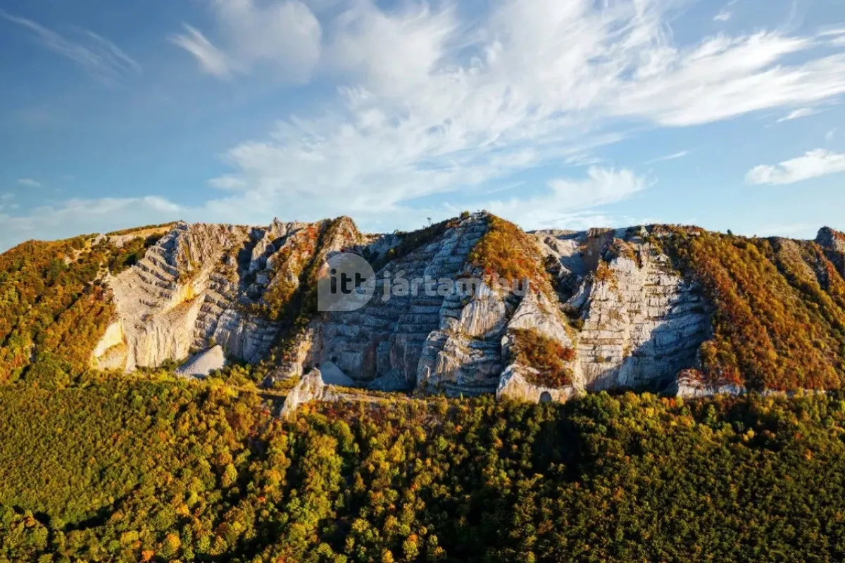 A karakteres Bélkő-hegy sokak kedvenc kirándulóhelye a Bükk-fennsíkon