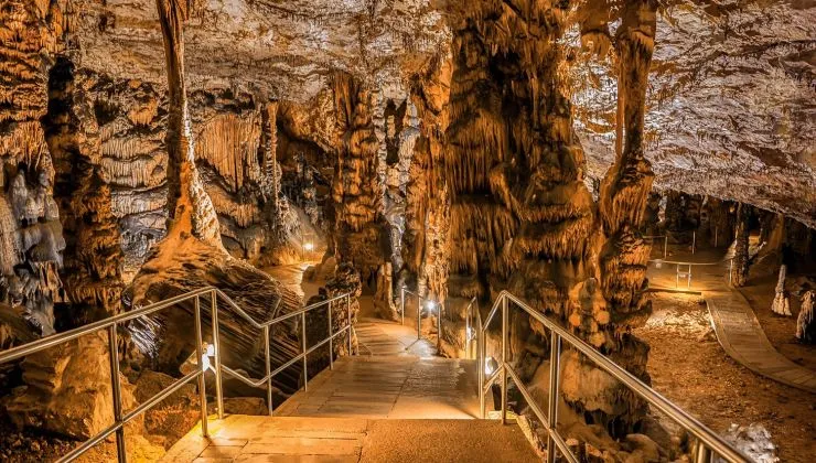 Különleges helyek Magyarországon: 6 város és látnivaló meglepő érdekességei