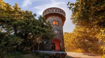  Napfelkeltés wellnesstől az egri borospincékig Indítsd ráérős élményekkel az évet!