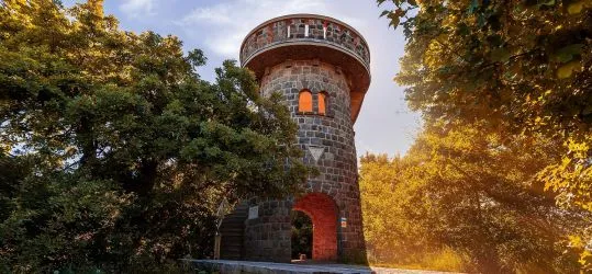  Napfelkeltés wellnesstől az egri borospincékig Indítsd ráérős élményekkel az évet!
