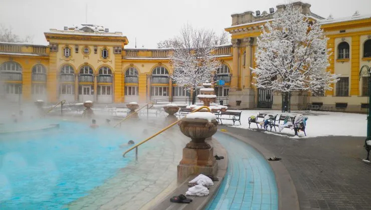 Hó és gőz Budapesten: 9 kiváló wellnessközpont és fürdő a téli hónapokra