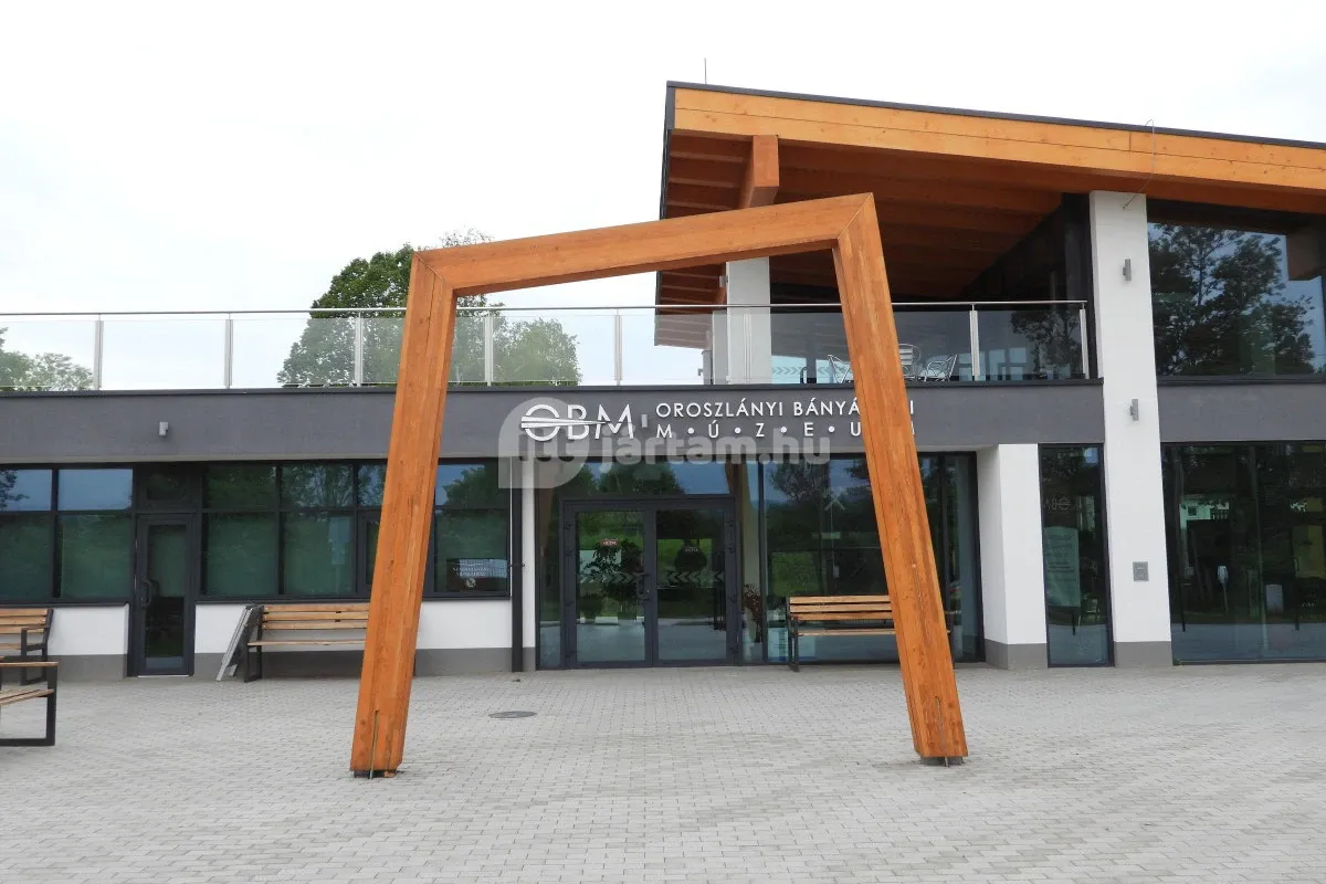 Az Oroszlányi Bányászati Múzeum a magyar szénbányászat fontos központját mutatja be