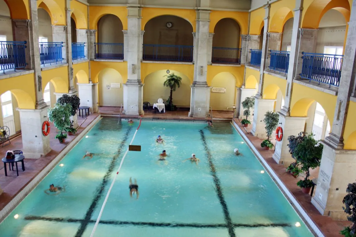 A budapesti Rudas Gyógyfürdő kerekesszékkel közlekedőknek is jó választás