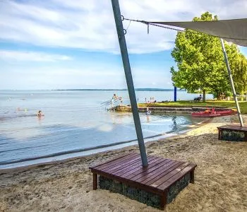 Négy strand, négy balatoni élmény – Keszthely új korszakot nyit a strandkultúrában