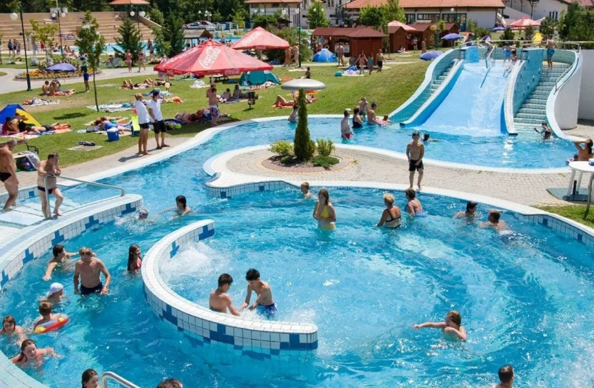 Pihenj meg egy jó városnézés után a Hotel Aquarell wellness oázisában!