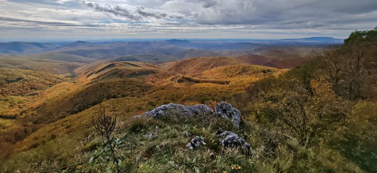 A szilvásváradi Tar-kő az egyik legszebb panorámát kínálja Magyarországon