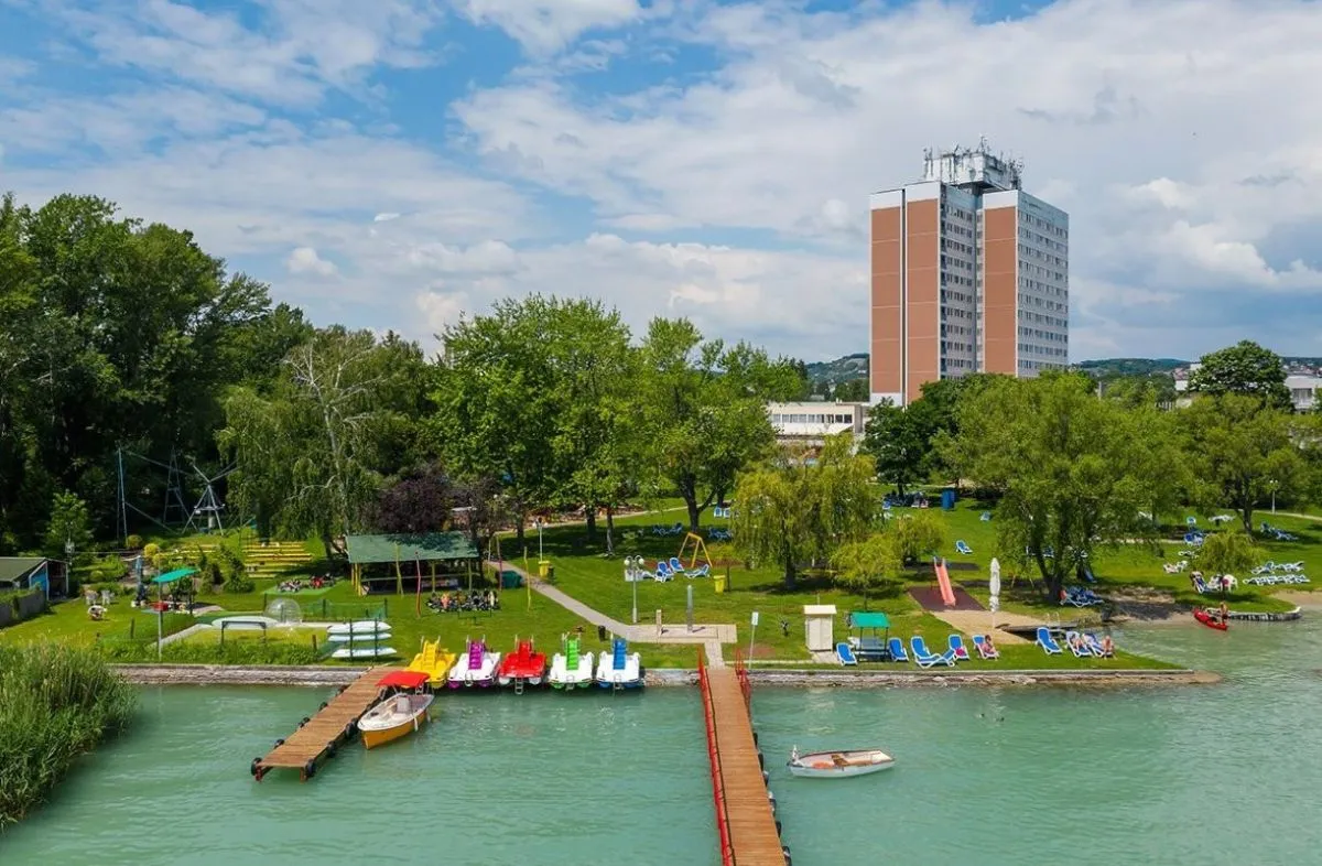 Balatoni szállodák saját stranddal - Danubius Hotel Marina***sup (Balatondüred)