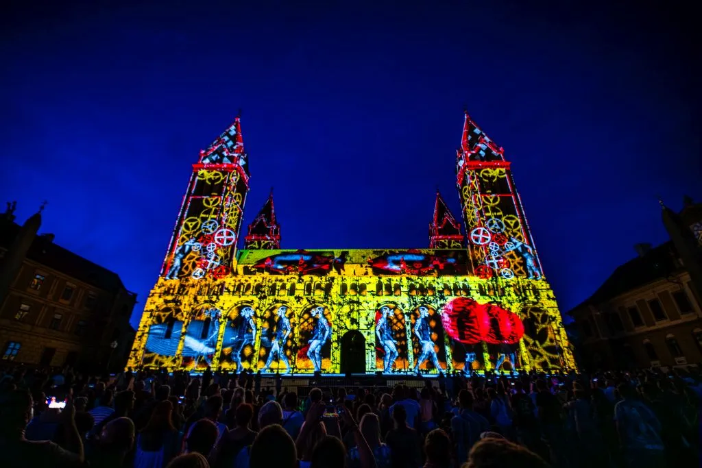 Zsolnay Light Art / Fotó: Zsolnay Örökségkezelő Nonprofit Kft.