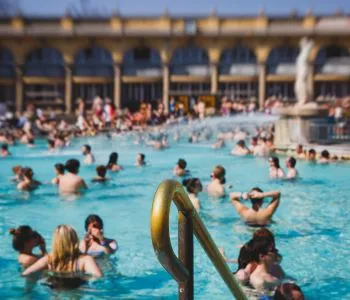 Budapest strandol – ezt tartogatja a nyár a fővárosi fürdőkben