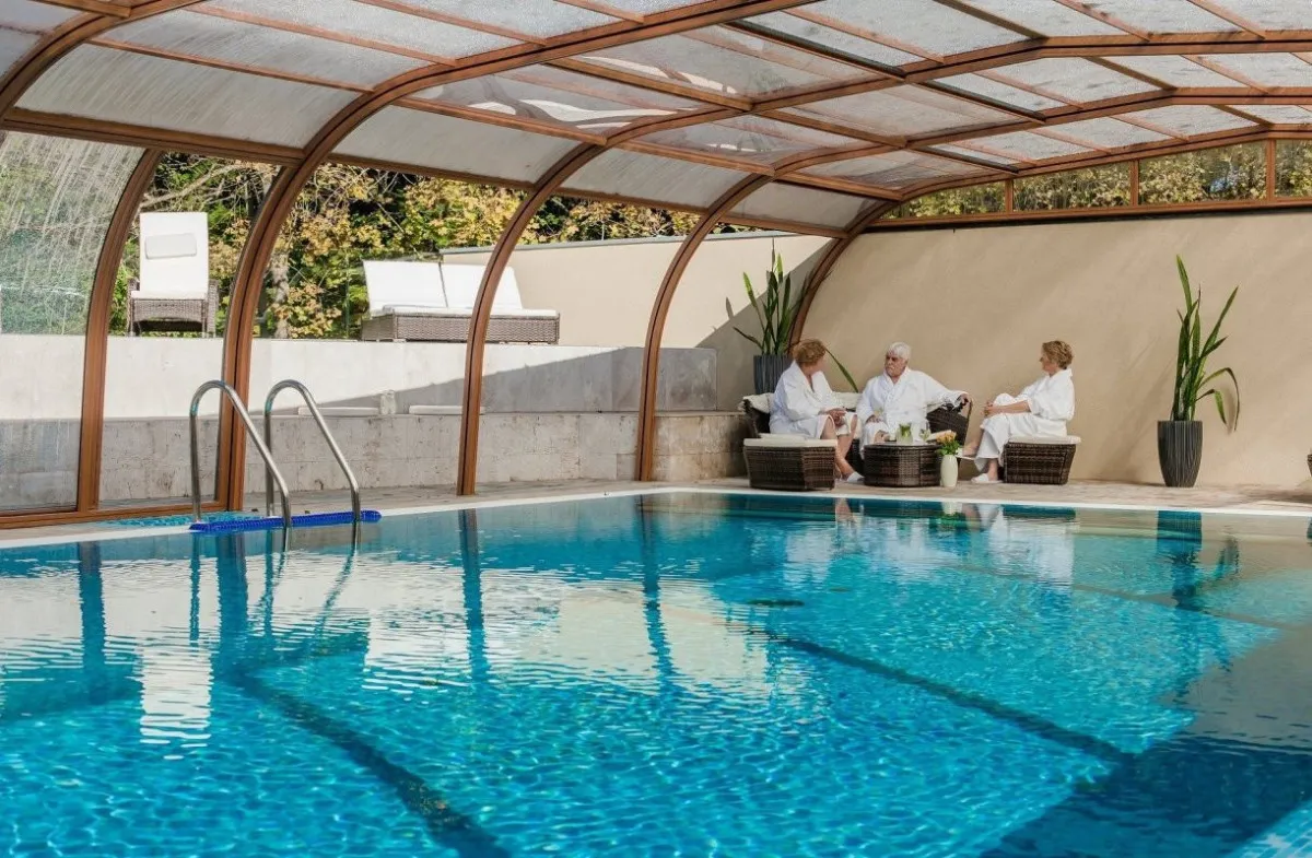 A nógrádgárdonyi Főnix Wellness Resort történelmi hangulatú kastélyszálló modern wellness-szolgáltatásokkal