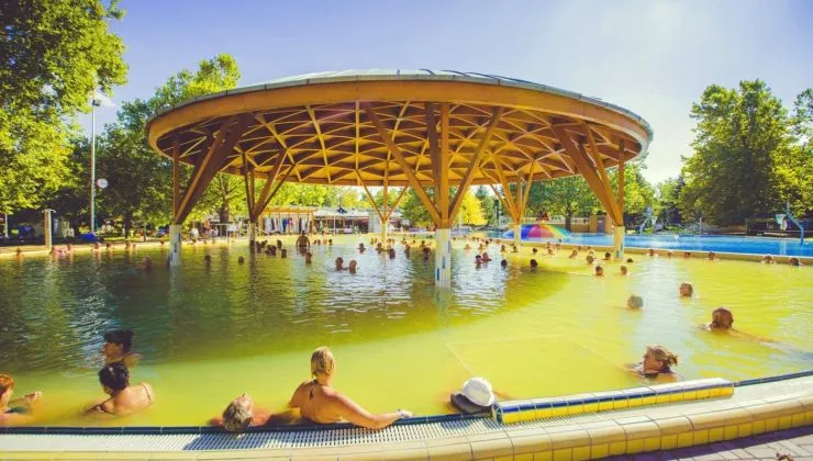 Nyári strandkörkép: 10 hazai fürdő hatalmas kültéri vízfelülettel