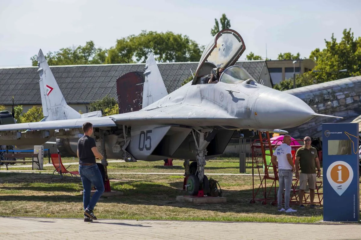 Augusztus 29-én betekinthetsz a MiG–29 vadászgép pilótafülkéjébe is. / Fotó: reptar.hu