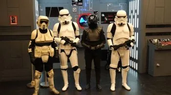 Lázadók, birodalmiak és élethű droidok lepik el a Zsolnay Negyedet a IV. Pécsi Star Wars Napon