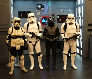 Lázadók, birodalmiak és élethű droidok lepik el a Zsolnay Negyedet a IV. Pécsi Star Wars Napon