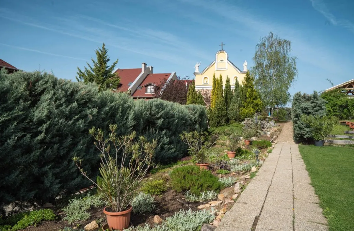 Az egri Szent István Hotel őszi szünetre szóló csomagajánlata wellnesshasználatot is tartalmaz