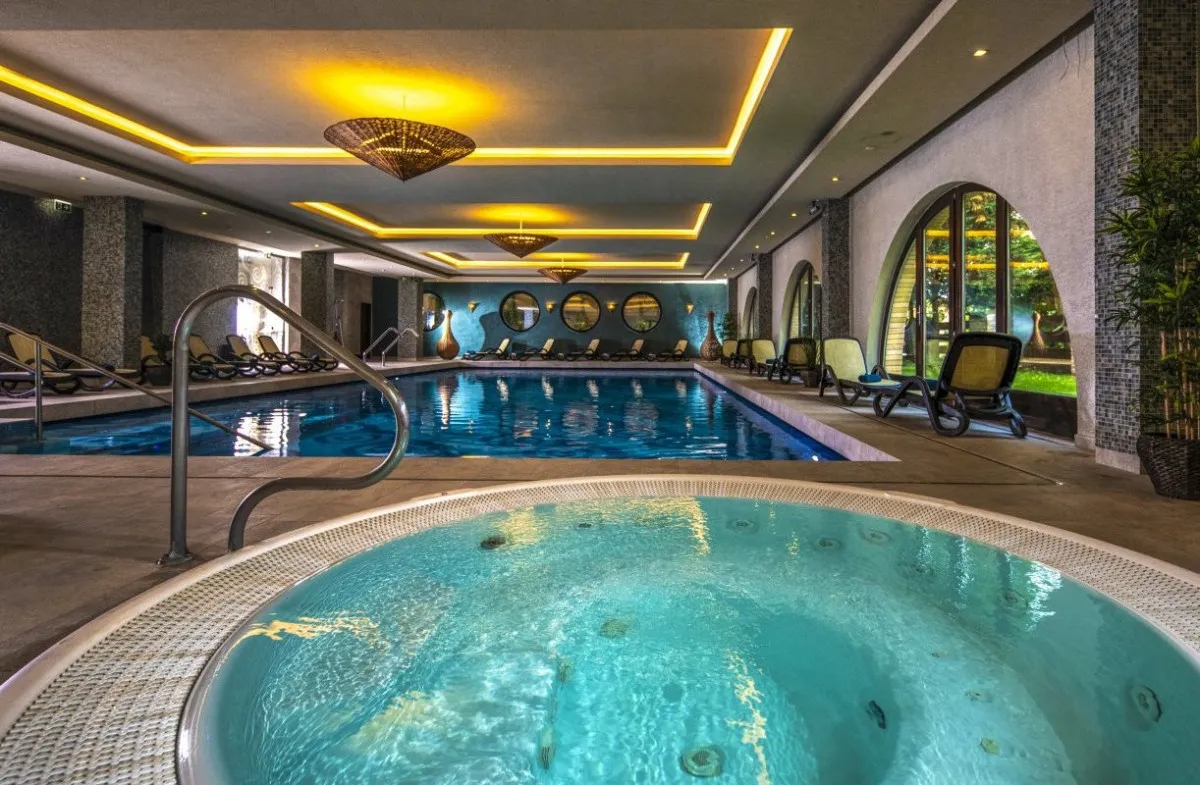 A vecsési Hotel Stáció spa részlegében végre hátra dőlhetsz a téli szünetben