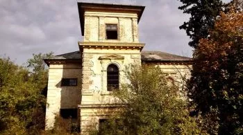 Az elátkozott balatonedericsi Fekete-kastély