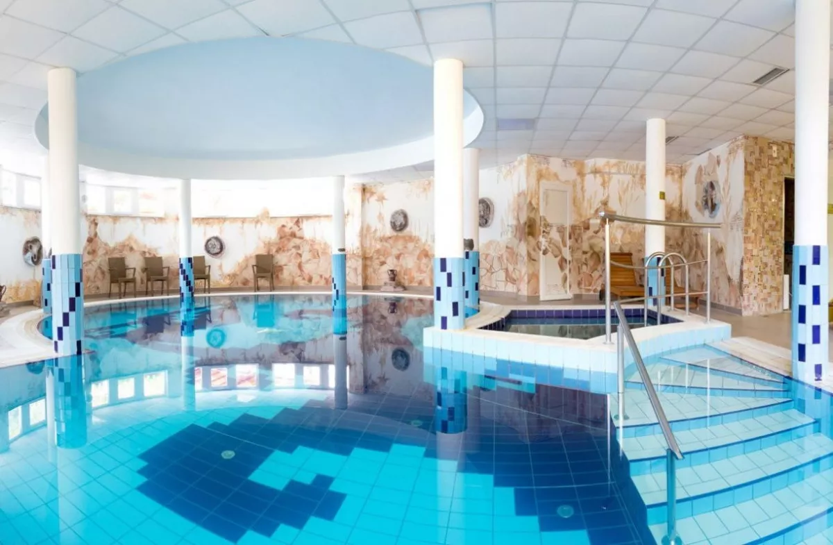 Bel- és kültéri medencék garantálják a pihenést - Hotel Venus & Hotel Aphrodite Farm és Kalandpark, Zalakaros