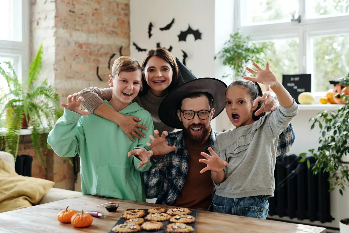 Napjainkra Halloween köré rengeteg program és szokás épült.