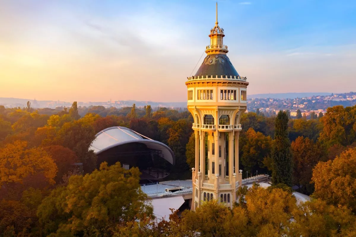 Művészi megoldások: Margitszigeti Víztorony (Budapest)