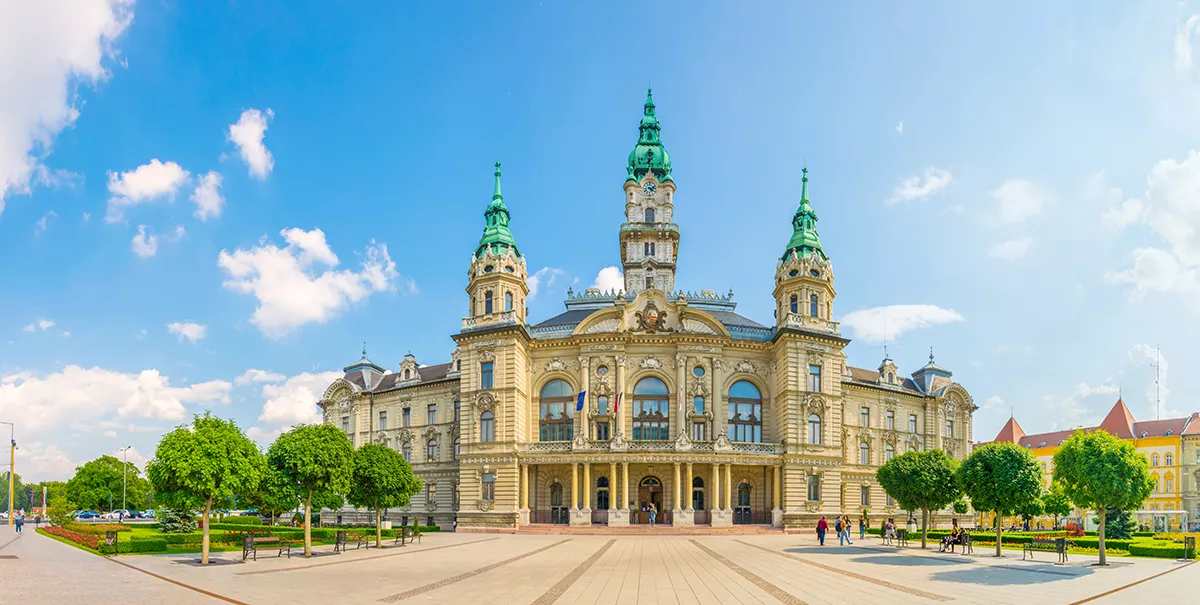 Győr egyik leghíresebb látványossága az 59 méter magas várostornyával.