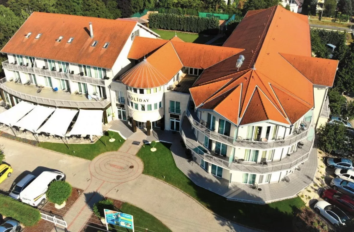 Holiday Resorts***sup, Balatonszárszó