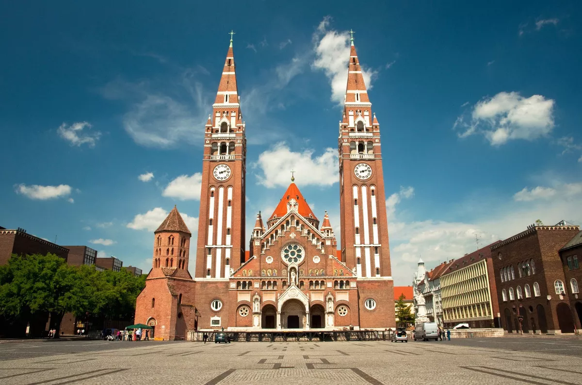 Csodás látnivalók az Alföldön - szegedi Dóm