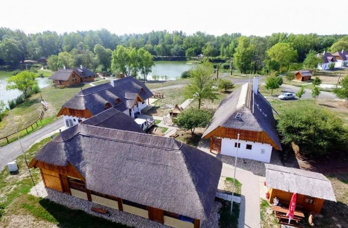 Elbűvölő vidéki vendházak: Csodaszarvas Tájpark (Rábahídvég)