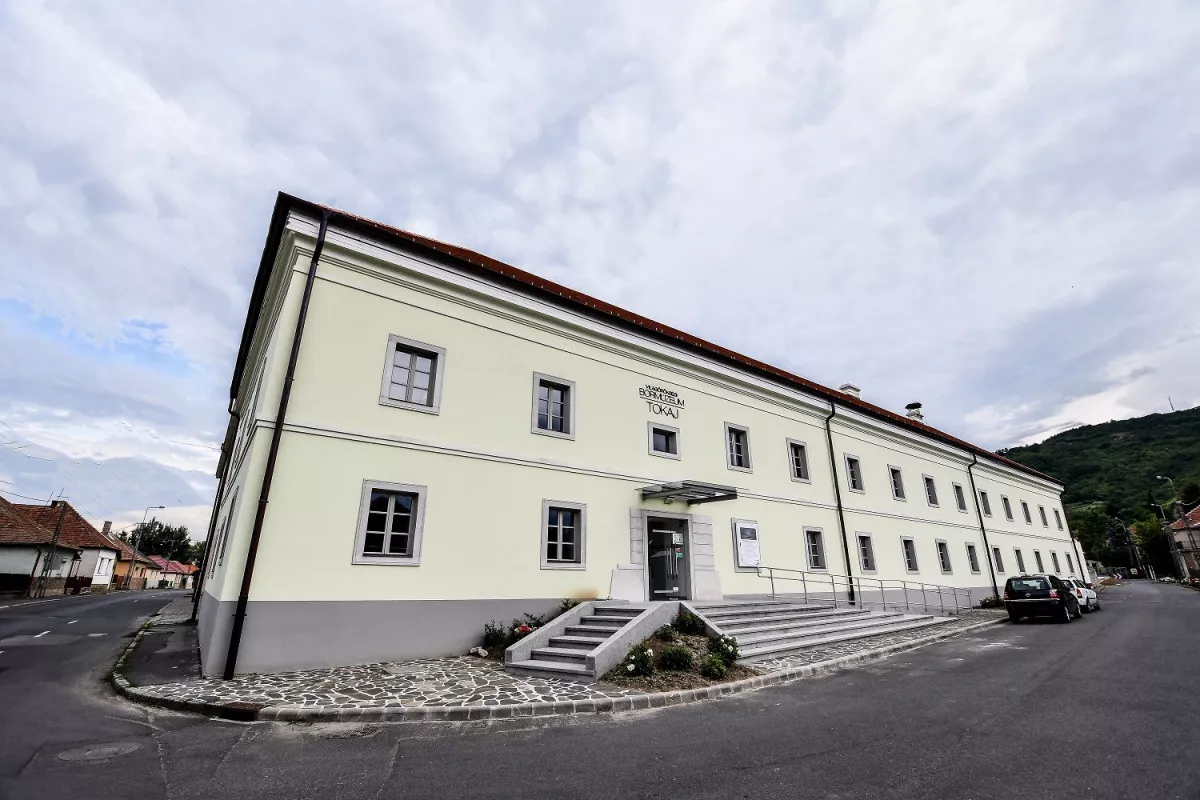 Tematikus gasztromúzeumok Magyarországon - Világörökségi Bormúzeum (Tokaj)
