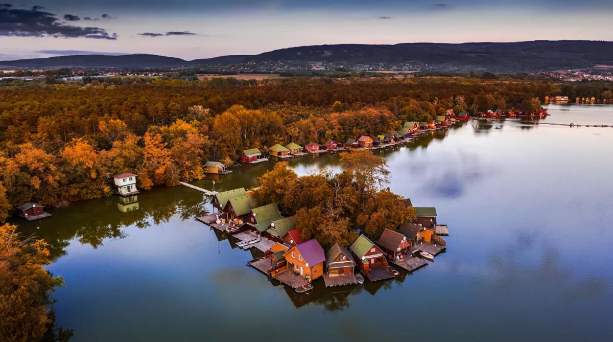Lenyűgöző látnivalók Magyarországon - Derítő-tó, Tata