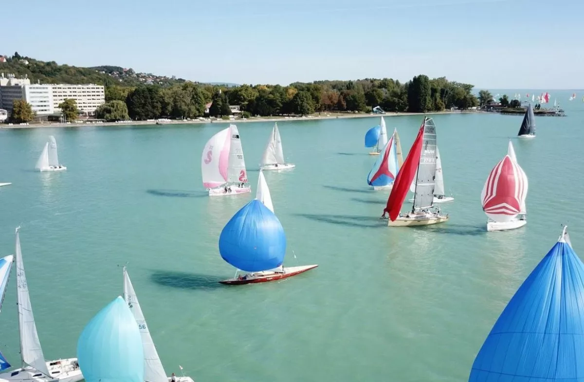 Balatoni szállodák kültéri gyerekmedencével - Club Tihany Hotel****, Tihany