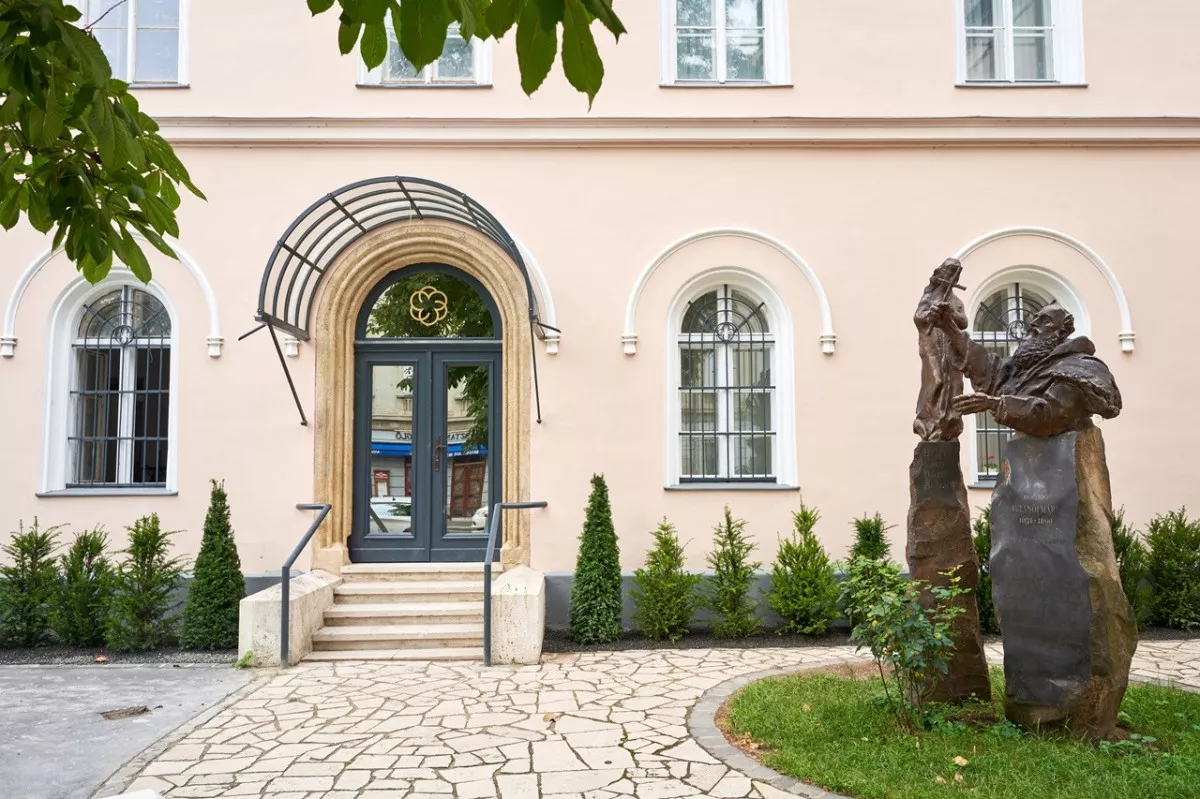 Monastery Boutique Hotel****, Budapest - A 10 legkülönlegesebb, hazai tematikus szálloda egyike 