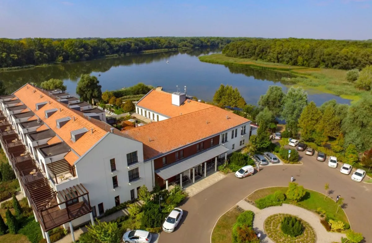 5 mesés wellness szálloda saját horgásztóval és horgászati lehetőséggel - Tisza Balneum Hotel**** (Tiszafüred)