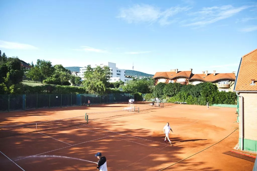 Dunántúli szállodák saját teniszpályával - Hotel Makár Sport & Wellness****, Pécs