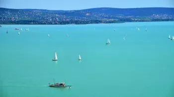 Álmaitok nyaralása: balatoni wellness szállodák saját stranddal