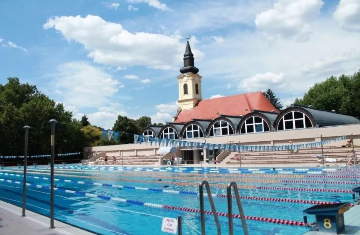 TOP10 szálloda Kelet-Magyarországon közvetlen átjárással az élményfürdőbe - Hunguest Hotel Erkel****