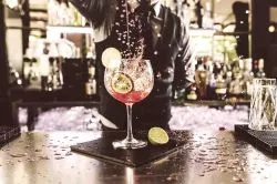 Kipróbáltuk: Sfinx Gin és Wine Bar Budapest – „Az Opera Gin hazatalált”