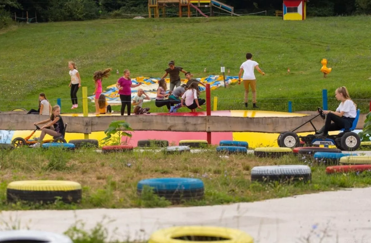 Gyerekbarát vidéki szálláshely kültéri játszótérrel - Rácz Tanya, Orfű