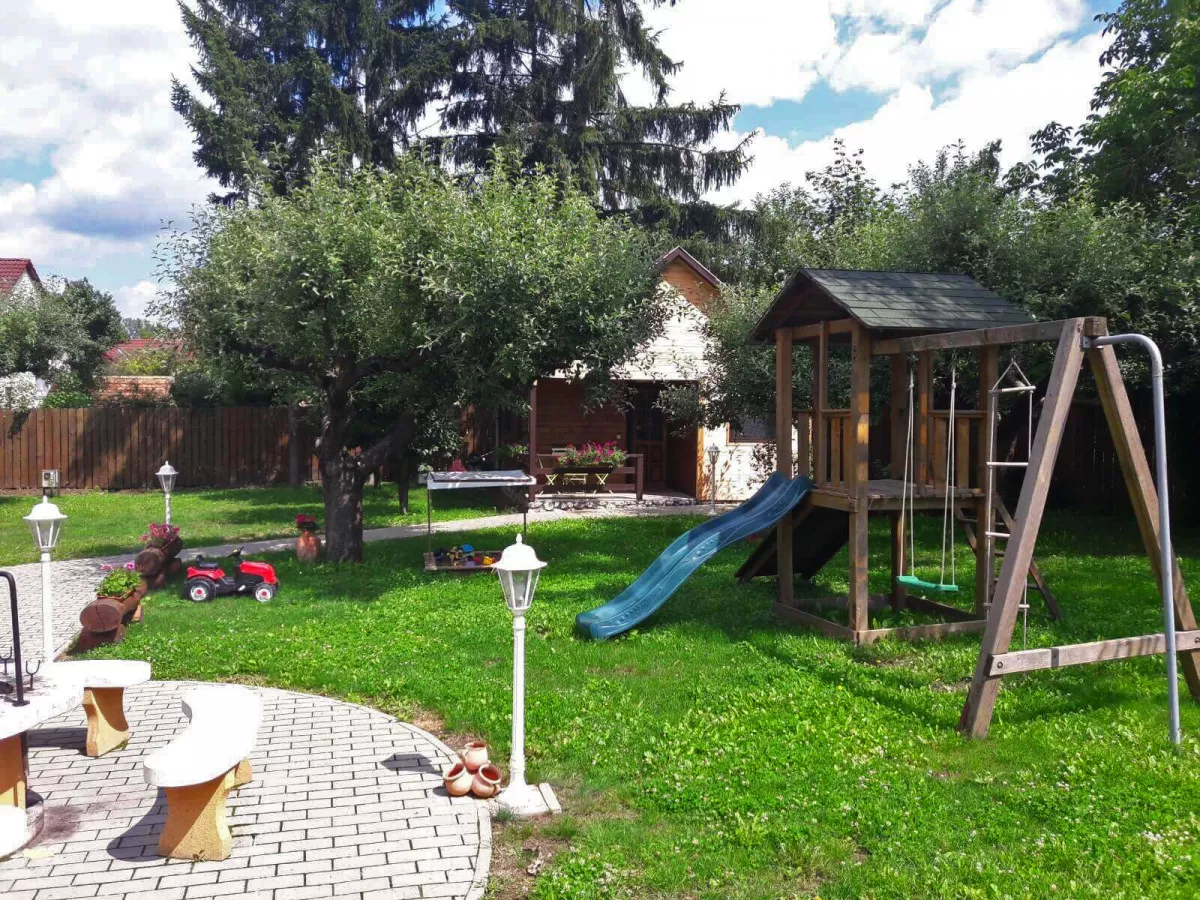 Gyerekbarát vidéki szálláshely kültéri játszótérrel - Szilvásvárad Camping és Apartman, Szilvásvárad