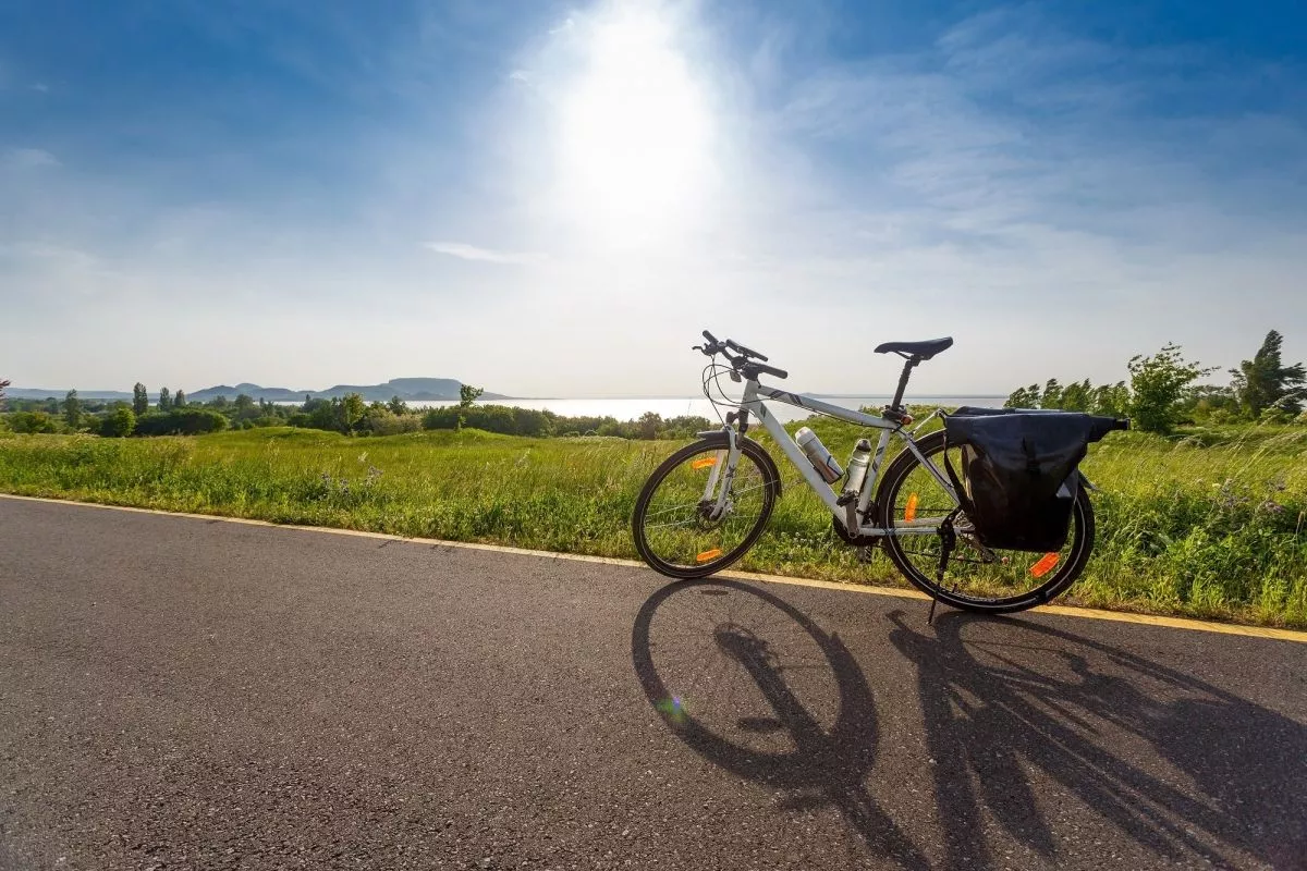Családi kerékpártúrák a Balaton körül – rengeteg élménnyel