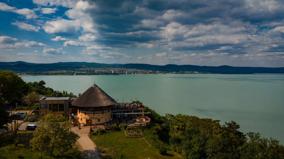 Panorámás balatoni éttermek kilátással / Kép: Echo Restaurant & Café 