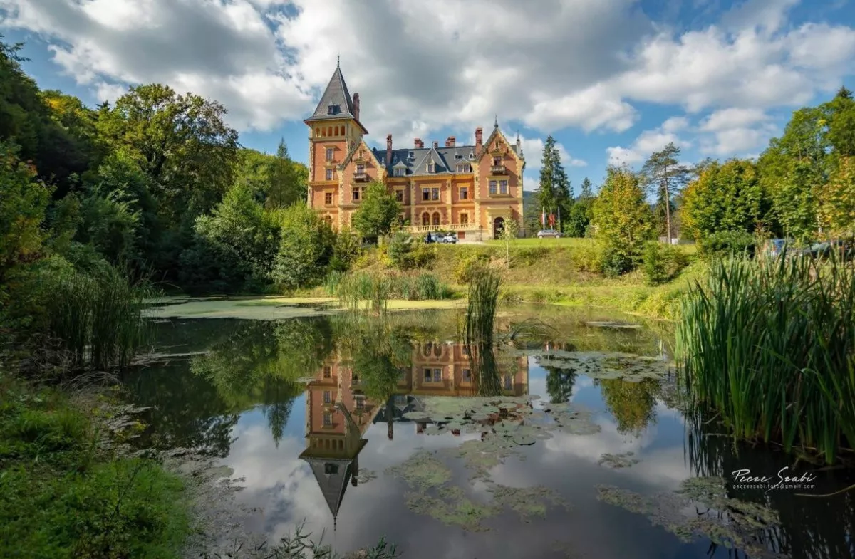 Szálláshelyek lélegzetelállító környezetben / Kastélyhotel Sasvár Resort, Parádsasvár