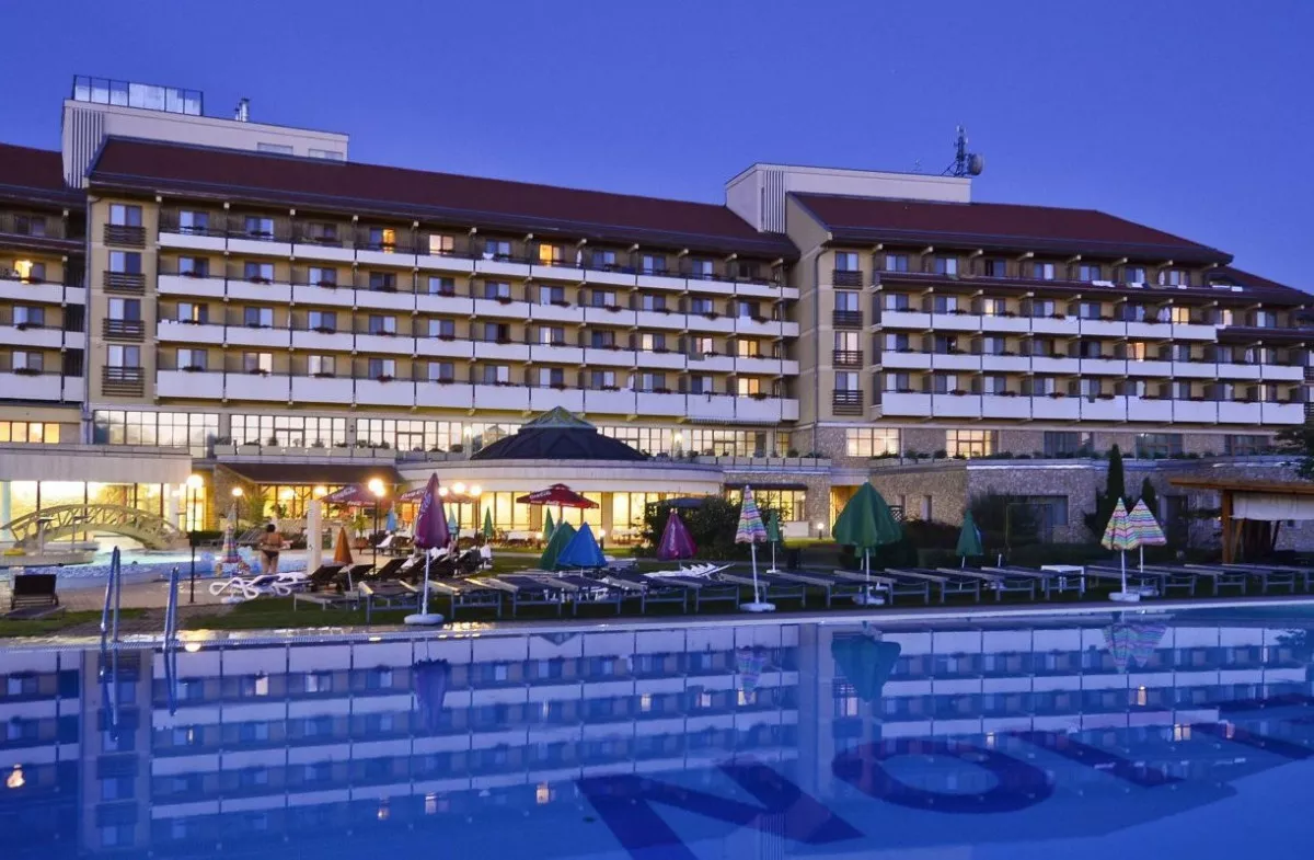 Top10 négycsillagos wellness hotel nyaraláshoz - Hunguest Hotel Pelion****sup, Tapolca
