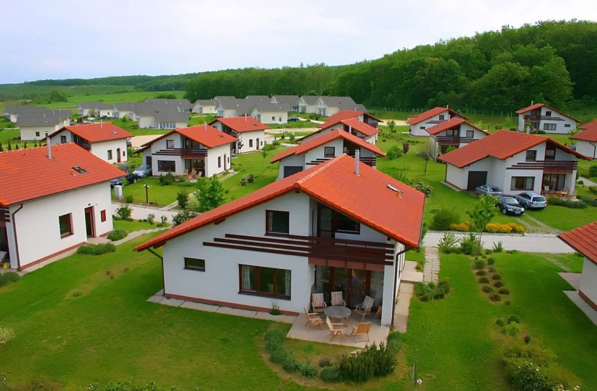 Üdülőfalvak Magyarországon - Villapark, Várgesztes