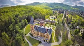 Bakancslistás kastély a Mátrában - Interjú Szélessy Andrással, a Kastélyhotel Sasvár igazgatójával