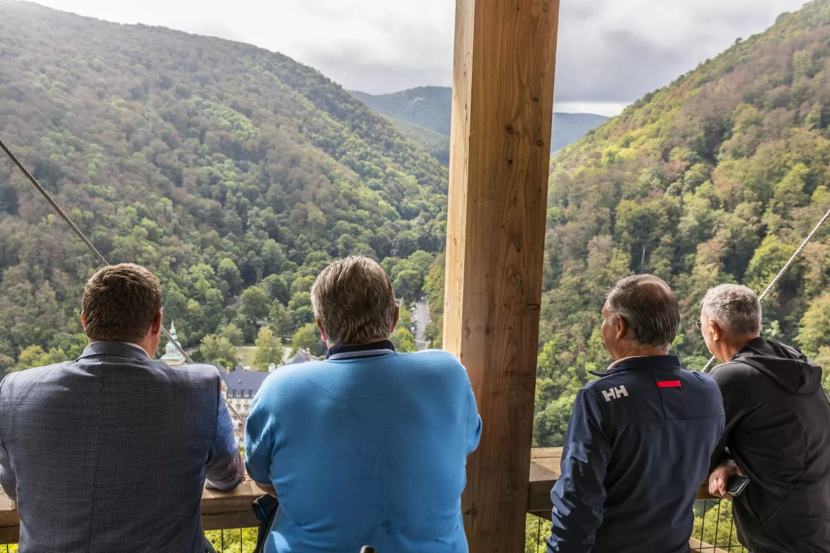 Meseszép panorámával vár Lillafüred legújabb látnivalója, a Zsófia kilátó / Kép: Fehér János