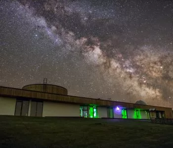 5+1 csillagporos kirándulás meteorit simogatással és sasszemű távcsövekkel - csillagvizsgálók Magyarországon