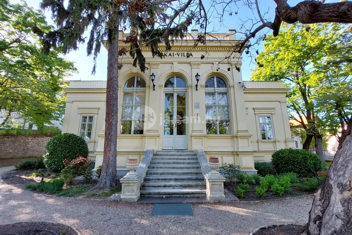 Irodalmi emlékhelyek - Jókai Villa Balatonfüreden