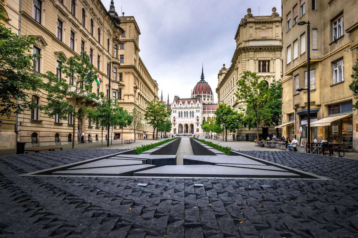 trianoni emlékművek az országban - Összestartozás Emlékhelye, Budapest