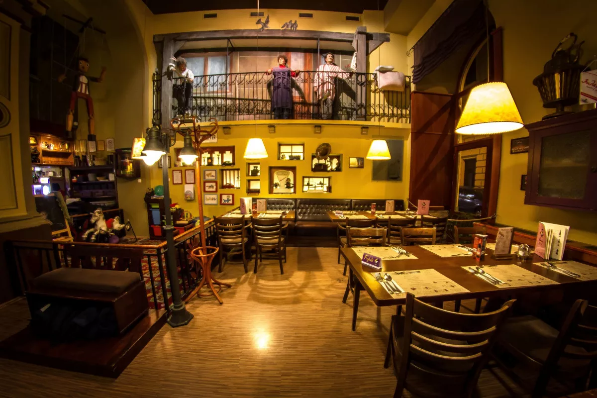 Főzés helyett rendeld meg étteremből a karácsonyi menüt! - VakVarjú étterem (Budapest)